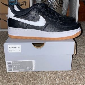 Black and White Nike Air Force 1’s